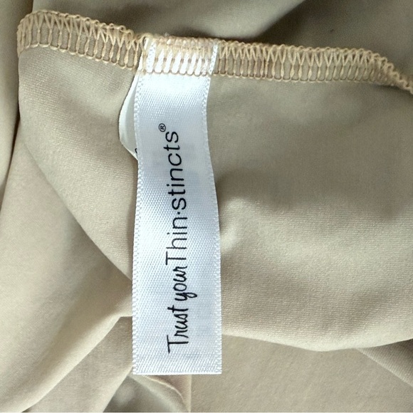 Spanx Nude “ Thinstinks” Shape wear Tank Top. Size 3X - Picture 9 of 10